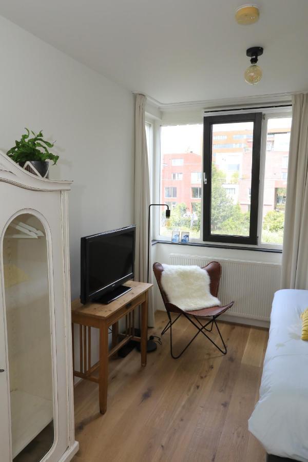 B&B De Zwanebloem Amsterdam Exterior photo